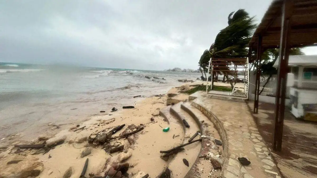 Huracán Julia impacta en Nicaragua y activa las alertas en Centroamérica